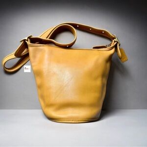 Vintage Coach Yellow Leather Helen's Legacy Crossbody Bag 9953 USA